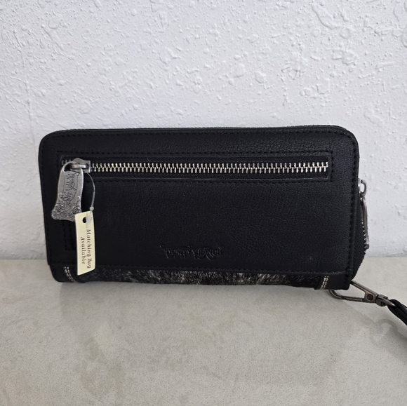 Trinity Ranch Hair On Cowhide RFID Protected Wallet- Black & White Western - Picture 4 of 4